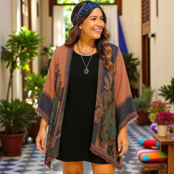 🆕️Soft Black Short Fashion Dress with Pockets | Chic, Comfy & Versatile Style ✨ - Picture 7 of 12